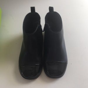 Toddler black boots